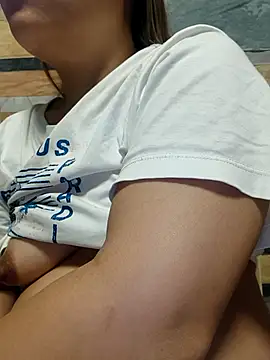 squirtshantal online show from March 4, 2026, 11:23 pm