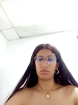 Esperanza  hot online show from February 24, 2026, 3:24 pm