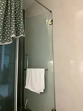 Snapshot of Alittleasaingirl chatting on February 13, 2026, 1:05 am Alittleasaingirl online show from February 13, 2026, 1:05 am