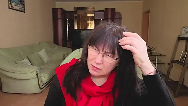 Tori Twirl online show from February 26, 2026, 7:41 am