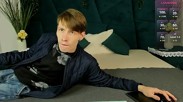 Snapshot of Erick_Wilson chatting on December 1, 2025, 7:20 am Erick Wilson online show from December 1, 2025, 7:20 am