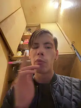 Snapshot of Erick_Wilson chatting on December 19, 2025, 7:22 am Erick Wilson online show from December 19, 2025, 7:22 am