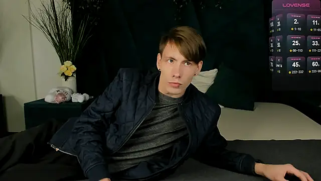 Snapshot of Erick_Wilson chatting on November 29, 2025, 5:51 am Erick Wilson online show from November 29, 2025, 5:51 am