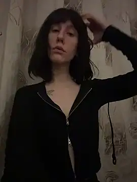 Julie Love online show from February 17, 2026, 4:04 pm