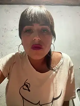 Snapshot of pame_fox chatting on February 23, 2026, 2:02 am pame fox online show from February 23, 2026, 2:02 am