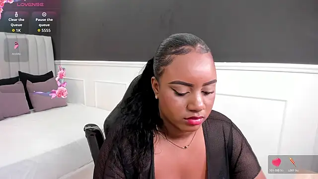 Snapshot of laia_fisher_ chatting on February 17, 2026, 4:37 pm laia fisher online show from February 17, 2026, 4:37 pm