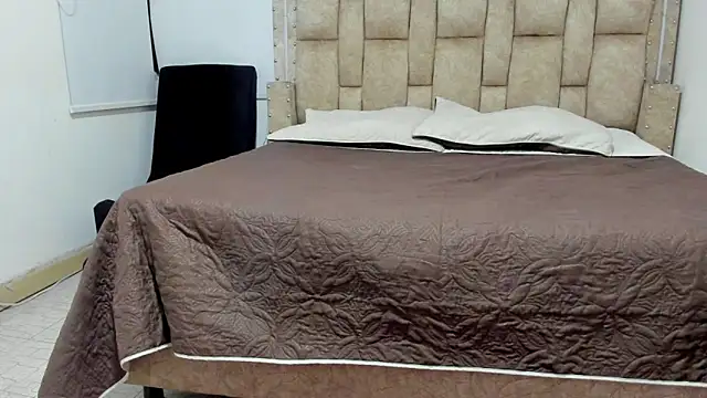 Noir Sebas online show from March 24, 2026, 4:12 am