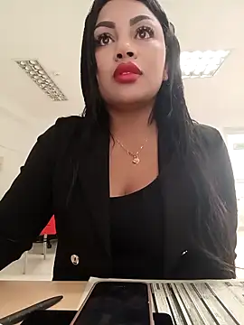 ValeriaVilla2 online show from February 24, 2026, 2:07 pm