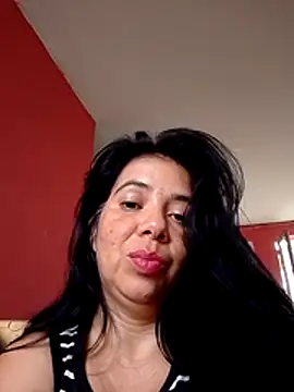 Victoria42 online show from April 15, 2026, 7:58 pm