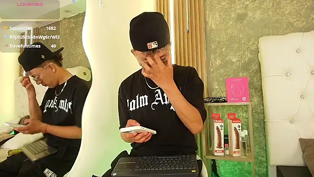 Dark Nico online show from April 8, 2026, 3:52 am