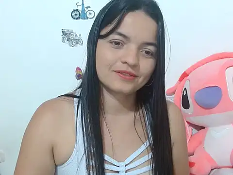 Snapshot of sweett_2026 chatting on July 18, 2026, 6:05 pm sweett 2026 online show from July 18, 2026, 6:05 pm