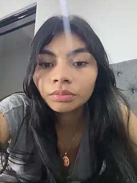 Snapshot of eimmy__skinny chatting on May 19, 2026, 11:12 pm eimmy skinny online show from May 19, 2026, 11:12 pm