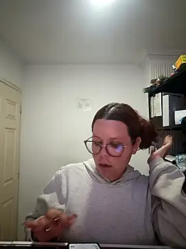 Snapshot of Blanquita_vip chatting on February 17, 2026, 12:46 pm Blanquita vip online show from February 17, 2026, 12:46 pm