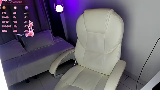 Snapshot of Irisbeel chatting on February 17, 2026, 3:37 am Irisbeel online show from February 17, 2026, 3:37 am