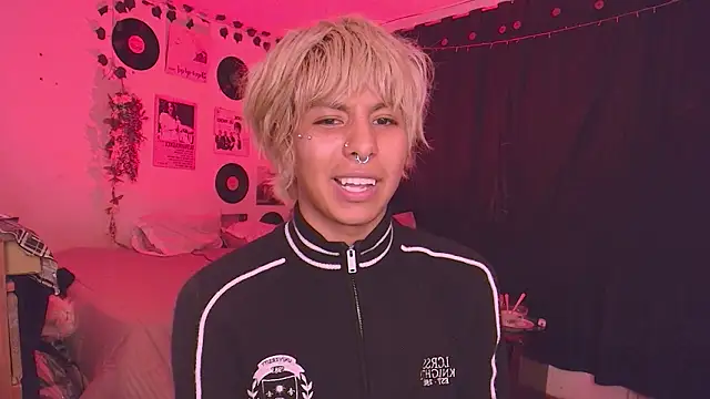 prince oliverr online show from February 17, 2026, 5:27 am