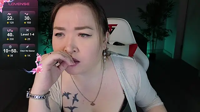 Snapshot of Daina_waga chatting on February 15, 2026, 1:28 am Daina waga online show from February 15, 2026, 1:28 am