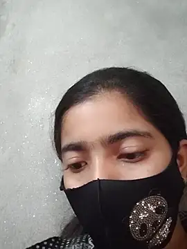 Snapshot of tanisha-me chatting on February 17, 2026, 4:32 am tanisha-me online show from February 17, 2026, 4:32 am