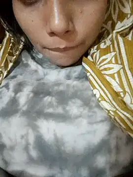 Horny Girl VIP online show from April 11, 2026, 5:48 am