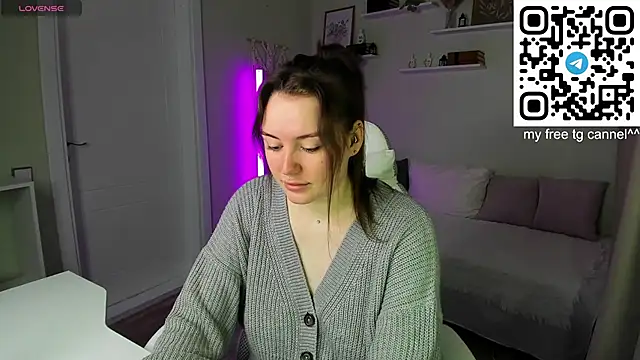 Laura CollinsS online show from June 2, 2026, 12:43 am