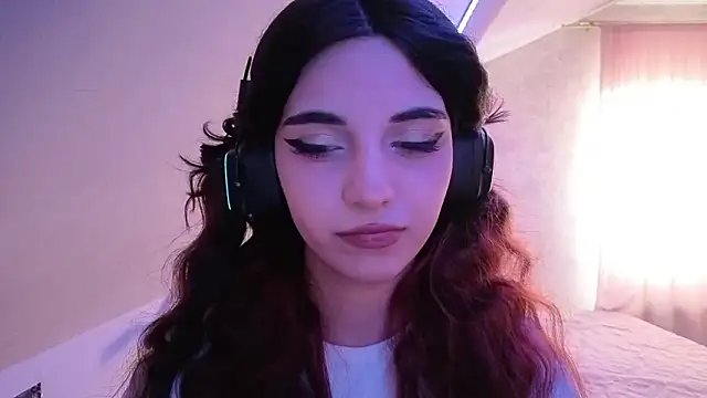 Blissmissataeses online show from February 22, 2026, 9:33 am