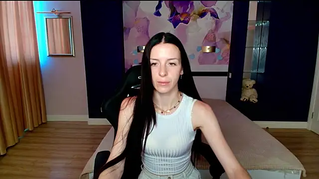Snapshot of NoirDiva chatting on June 29, 2026, 5:47 am NoirDiva online show from June 29, 2026, 5:47 am