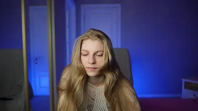 AlisMil online show from March 24, 2026, 11:54 am