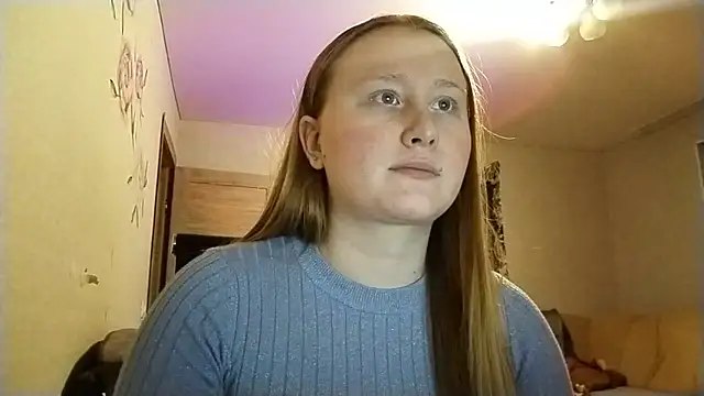 AnikaLipps online show from April 11, 2026, 10:46 pm