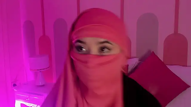 Snapshot of Samarahalsaud chatting on February 17, 2026, 7:55 pm Samarahalsaud online show from February 17, 2026, 7:55 pm