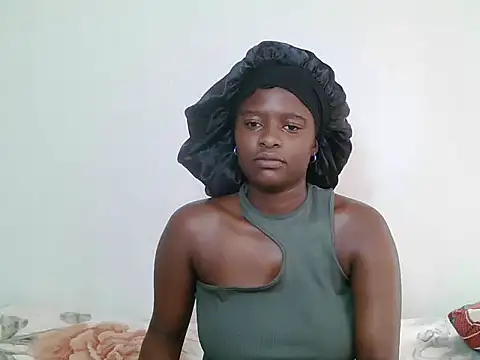 Snapshot of Darkbeauty27 chatting on March 1, 2026, 2:39 pm Darkbeauty27 online show from March 1, 2026, 2:39 pm