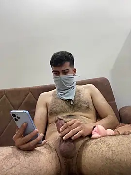 Can889988 online show from April 14, 2026, 7:19 pm