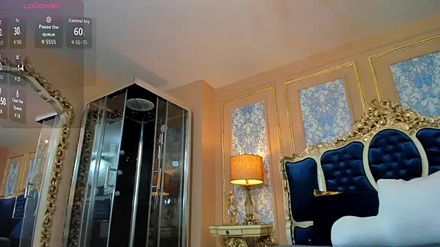 Snapshot of RosiMoon chatting on February 25, 2026, 7:14 pm RosiMoon online show from February 25, 2026, 7:14 pm