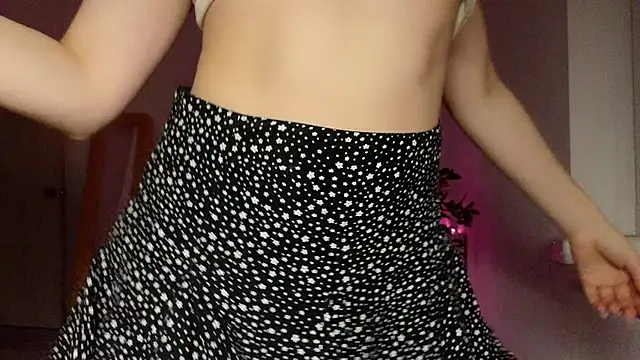 golden Flora online show from March 19, 2026, 10:21 pm