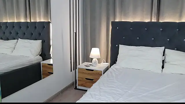 VikkyVonn online show from July 18, 2026, 10:46 am