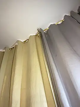 scarleth zin online show from March 29, 2026, 10:33 pm