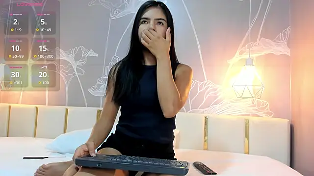 emily cute4u online show from April 11, 2026, 7:56 am