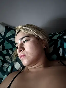 Snapshot of violet-grey chatting on February 28, 2026, 1:55 pm violet-grey online show from February 28, 2026, 1:55 pm