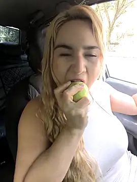 Snapshot of violet-grey chatting on February 27, 2026, 4:51 pm violet-grey online show from February 27, 2026, 4:51 pm