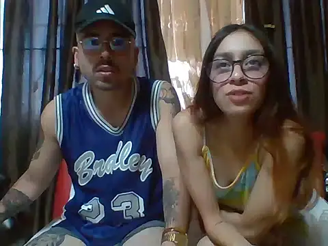 Snapshot of Karamel444 chatting on February 27, 2026, 11:04 pm Karamel444 online show from February 27, 2026, 11:04 pm