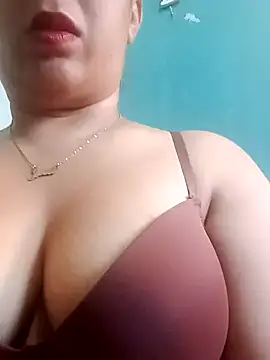 Snapshot of jexsicaa chatting on February 14, 2026, 3:23 pm jexsicaa online show from February 14, 2026, 3:23 pm