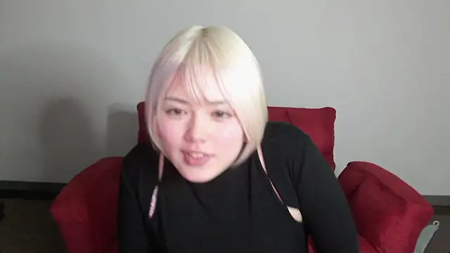 Snapshot of uru_luv000 chatting on February 19, 2026, 8:22 am uru luv000 online show from February 19, 2026, 8:22 am