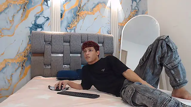 Snapshot of YOUNG_BOYS_HELL chatting on July 12, 2026, 1:39 am YOUNG BOYS HELL online show from July 12, 2026, 1:39 am