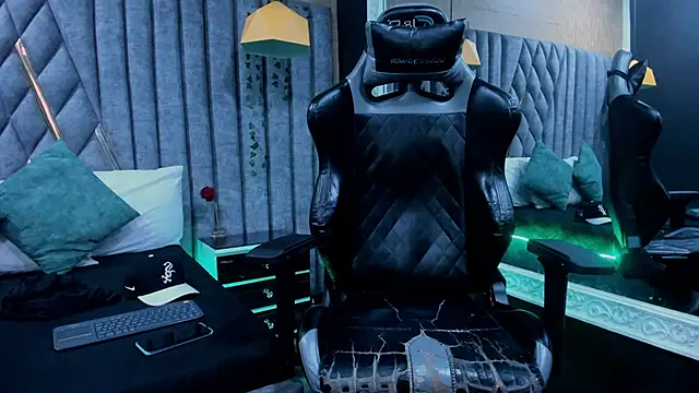 TylerGandi online show from February 24, 2026, 7:59 pm