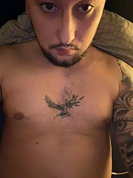 Snapshot of derallerechte001 chatting on February 18, 2026, 11:17 am derallerechte001 online show from February 18, 2026, 11:17 am