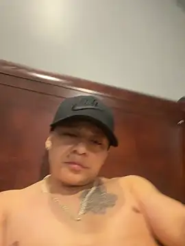 Jhon jairo420zzzz online show from April 5, 2026, 6:42 am