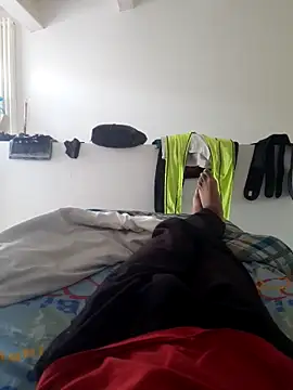 isuru lakshan online show from February 25, 2026, 1:33 pm