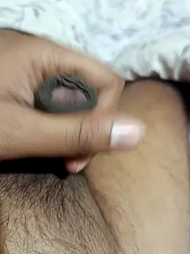 Cucu Couple online show from February 14, 2026, 6:08 pm