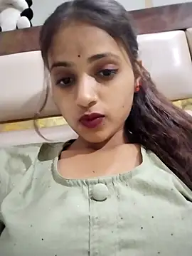Snapshot of samayra1144 chatting on April 18, 2026, 7:18 pm samayra1144 online show from April 18, 2026, 7:18 pm