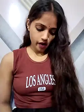 samayra1144 online show from March 4, 2026, 10:56 am