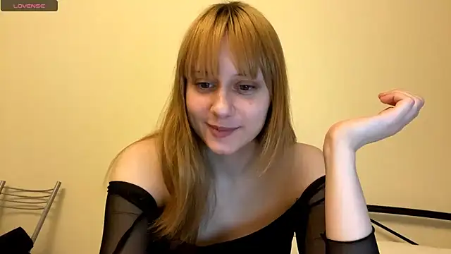 Snapshot of TriciaHartery chatting on March 1, 2026, 7:14 pm TriciaHartery online show from March 1, 2026, 7:14 pm