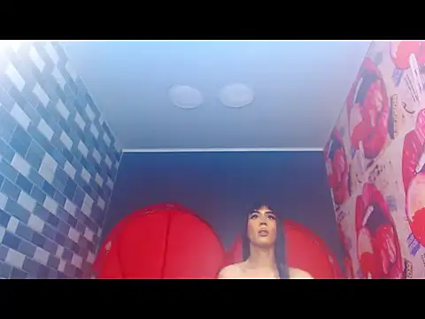 Snapshot of charlottxjuless chatting on February 18, 2026, 2:35 pm charlottxjuless online show from February 18, 2026, 2:35 pm